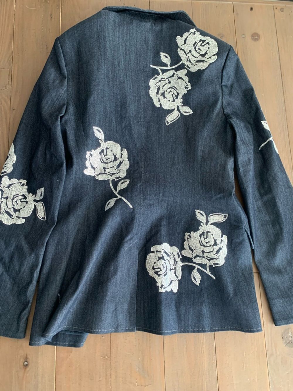 RRP US$595 NEW Cinq à Sept’s Cheyenne crystal roses blazer jacket US4 S - Picture 8 of 10